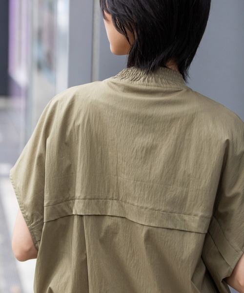 Munich（ミューニック）の「コットンナイロンタイプライタースリーブレスジップブルゾン（ブルゾン・レディース・カーキ/ブラック/キャメル/ホワイト・FREE）」の10枚目の写真