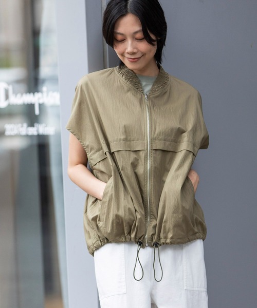 Munich（ミューニック）の「コットンナイロンタイプライタースリーブレスジップブルゾン（ブルゾン・レディース・カーキ/ブラック/キャメル/ホワイト・FREE）」の11枚目の写真