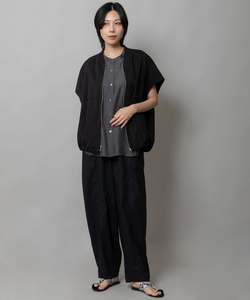 Munich（ミューニック）の「コットンナイロンタイプライタースリーブレスジップブルゾン（ブルゾン・レディース・カーキ/ブラック/キャメル/ホワイト・FREE）」の13枚目の写真