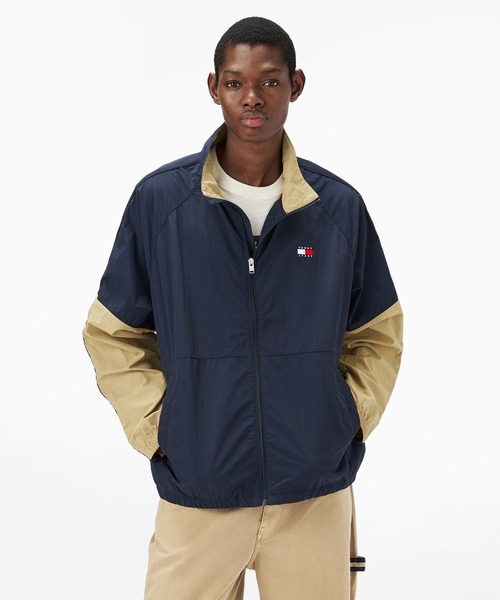tommy jeans（トミー ジーンズ）の「ライトウェイトウィンドブレーカー（ナイロンジャケット・メンズ・ホワイト/ネイビー・LARGE/SMALL/X-LARGE/MEDIUM）」の2枚目の写真