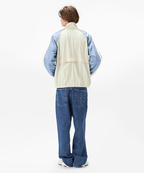 tommy jeans（トミー ジーンズ）の「ライトウェイトウィンドブレーカー（ナイロンジャケット・メンズ・ホワイト/ネイビー・LARGE/SMALL/X-LARGE/MEDIUM）」の5枚目の写真