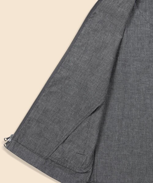BROOKS BROTHERS(ブルックスブラザーズ)の「コットン GFロゴ ジップアップ ショートジャケット(ブルゾン・メンズ・ダークブルー/ブルー・MEDIUM/LARGE/X-LARGE/SMALL)」の11枚目の写真