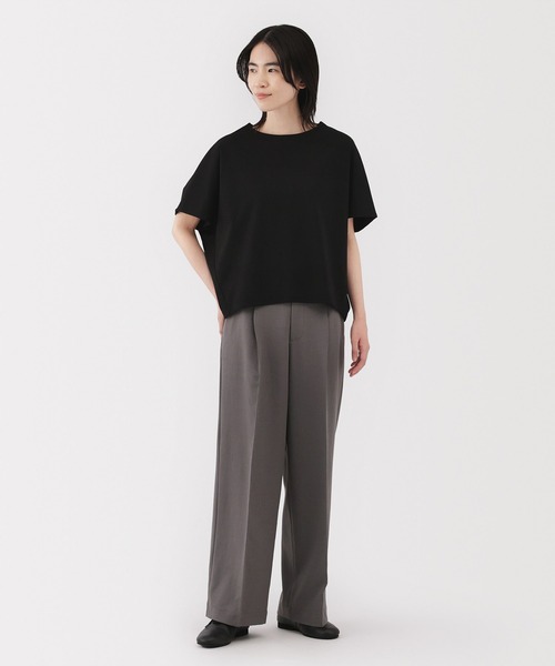 無印良品(ムジルシリョウヒン)の「婦人 涼感UVカットドルマンスリーブTシャツ(Tシャツ/カットソー・レディース・ホワイト/ラベンダー/ブラック/チャコールグレー・S/M/L/XL)」の5枚目の写真