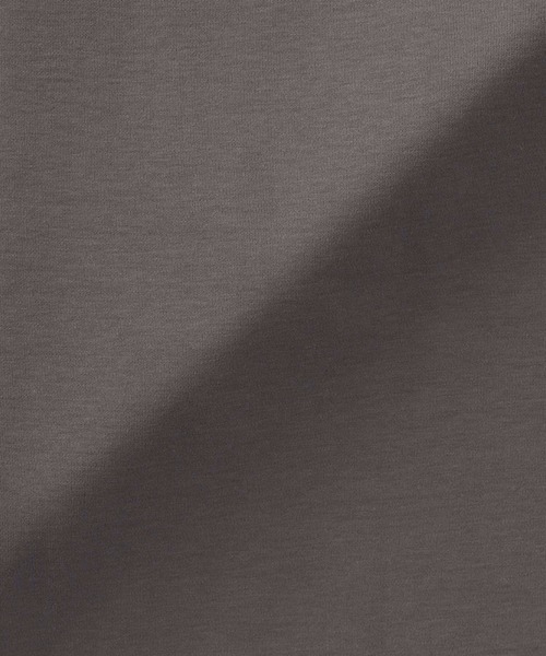 無印良品(ムジルシリョウヒン)の「婦人 涼感UVカットドルマンスリーブTシャツ(Tシャツ/カットソー・レディース・ホワイト/ラベンダー/ブラック/チャコールグレー・S/M/L/XL)」の20枚目の写真