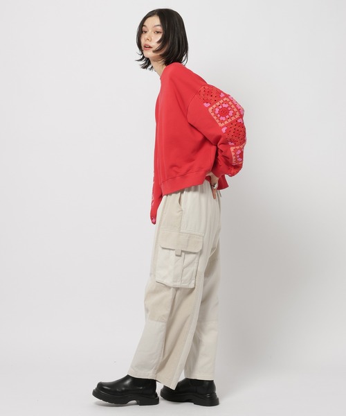 niko and...(ニコアンド)の「クロシェコンビプルオーバー(スウェット・レディース・グレー/チャコール/ナチュラル/ダークブルー/ライトグレー/グリーン/ブラック/レッド/スモーク/セージグリーン・MEDIUM/LARGE)」の20枚目の写真