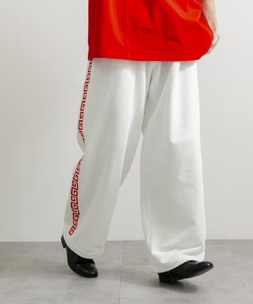 URBAN RESEARCH（アーバンリサーチ）の「551蓬莱×UR　SWEAT PANTS（その他パンツ・メンズ・ブラック/グレー系その他/オフホワイト・LARGE/MEDIUM）」の16枚目の写真