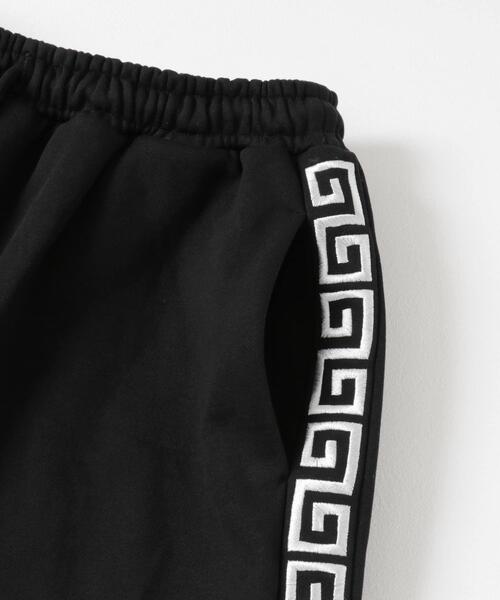 URBAN RESEARCH(アーバンリサーチ)の「551蓬莱×UR SWEAT PANTS(その他パンツ・メンズ・ブラック/グレー系その他/オフホワイト・LARGE/MEDIUM)」の6枚目の写真