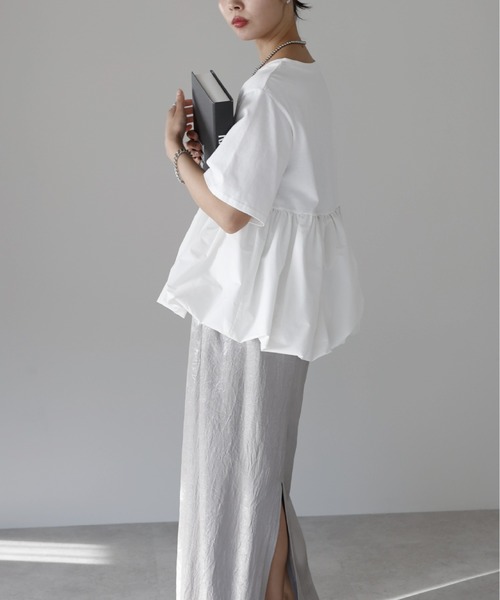 SOTT(ソット)の「Mixed material balloon hem tops 異素材バルーントップス(Tシャツ/カットソー・レディース・ブラック/オフホワイト・FREE)」の22枚目の写真