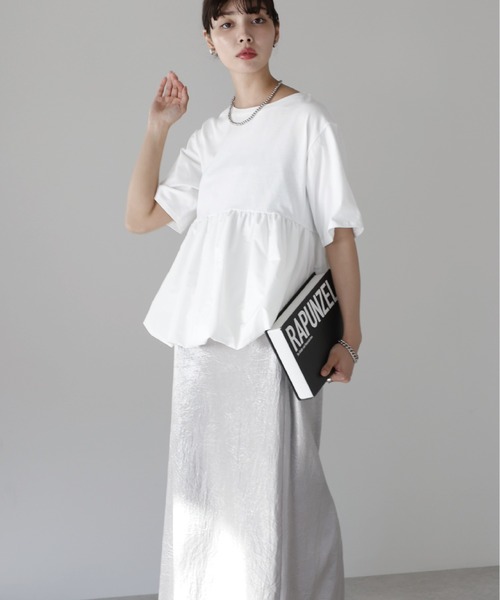SOTT(ソット)の「Mixed material balloon hem tops 異素材バルーントップス(Tシャツ/カットソー・レディース・ブラック/オフホワイト・FREE)」の6枚目の写真
