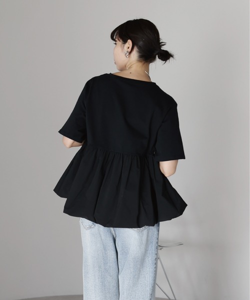 SOTT(ソット)の「Mixed material balloon hem tops 異素材バルーントップス(Tシャツ/カットソー・レディース・ブラック/オフホワイト・FREE)」の10枚目の写真