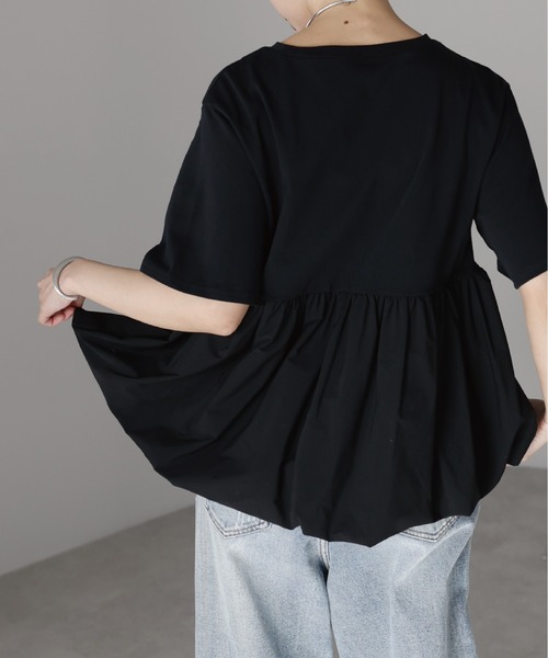 SOTT(ソット)の「Mixed material balloon hem tops 異素材バルーントップス(Tシャツ/カットソー・レディース・ブラック/オフホワイト・FREE)」の12枚目の写真