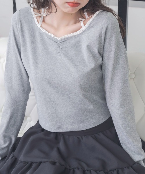ems excite(エムズエキサイト)の「リボン付きシャーリングCT(Tシャツ/カットソー・レディース・ダークグレー/ブラック/ブルー・FREE)」の1枚目の写真