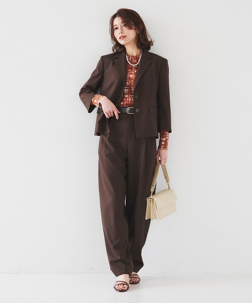 UNTITLED(アンタイトル)の「【オンオフ使える/セットアップ可能】トロピカルウール シングルブレストジャケット(テーラードジャケット・レディース・ダークブラウン/ネイビー・00/01/02/03/04/42/44/46/48/50)」の6枚目の写真