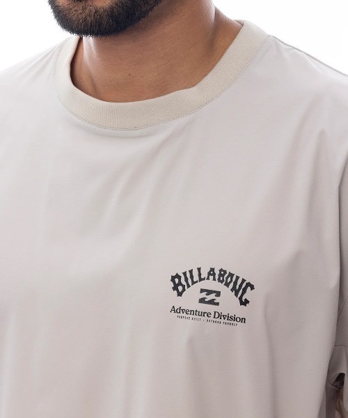 BILLABONG(ビラボン)の「BILLABONG メンズ 【A/DIV.】 UTILITY TEE サーフTシャツ 【2025年春夏モデル】/ビラボンロゴバックプリント半袖サーフTシャツ(水着)(ラッシュガード・メンズ・ブラック/ライトベージュ・X-LARGE/LARGE/MEDIUM)」の8枚目の写真