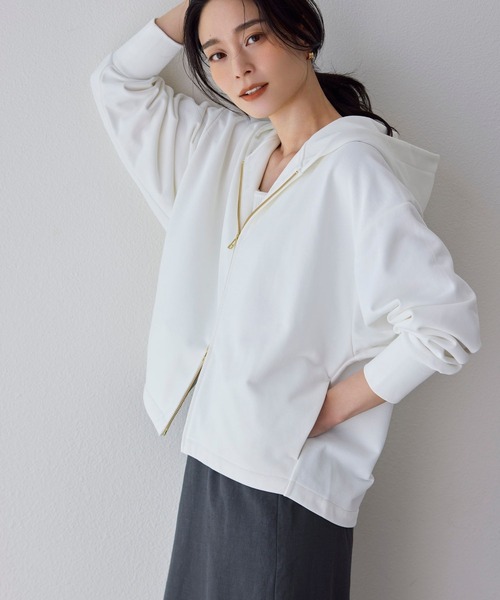 Elura（エルーラ）の「裏毛ZIPパーカー/321620（パーカー・レディース・ブラック/ライトグレー/ホワイト・FREE）」の2枚目の写真