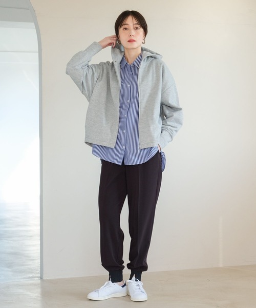 Elura（エルーラ）の「裏毛ZIPパーカー/321620（パーカー・レディース・ブラック/ライトグレー/ホワイト・FREE）」の5枚目の写真