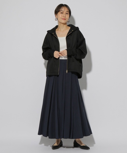 Elura（エルーラ）の「裏毛ZIPパーカー/321620（パーカー・レディース・ブラック/ライトグレー/ホワイト・FREE）」の11枚目の写真