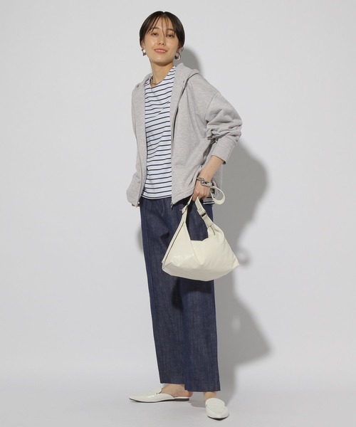 Elura（エルーラ）の「裏毛ZIPパーカー/321620（パーカー・レディース・ブラック/ライトグレー/ホワイト・FREE）」の9枚目の写真