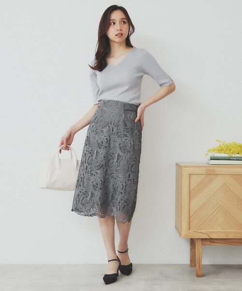 index（インデックス）の「《5色展開》Vネックリブニット【洗濯機洗い可】（ニット/セーター・レディース・チャコール/ライトブルー/オフホワイト/ホワイト系5/ベージュ系その他2・42/36/38/40）」の14枚目の写真