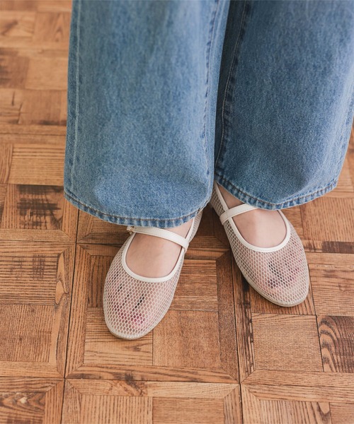 KOBE LETTUCE(コウベレタス)の「メッシュメリージェーンパンプス(パンプス・レディース・ブラック/ベージュ・L/LL/M/S)」の15枚目の写真