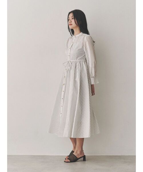 TONAL（トーナル）の「シアーストライプシャツワンピース（ワンピース・レディース・ブルー/オフホワイト/ミント・MEDIUM）」の9枚目の写真