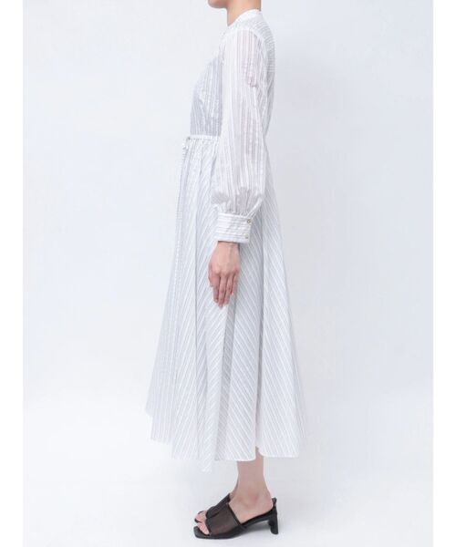 TONAL（トーナル）の「シアーストライプシャツワンピース（ワンピース・レディース・ブルー/オフホワイト/ミント・MEDIUM）」の15枚目の写真