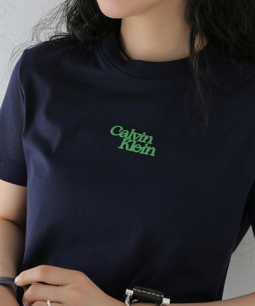 売れ筋商品|||カルバンクライン Tシャツ レディース トップス FLOCKED LOGO TEE - Print T-shirt - black Calvin Klein /カルバン クラインSS FLOCKED LOGO CREWNK TEE（T