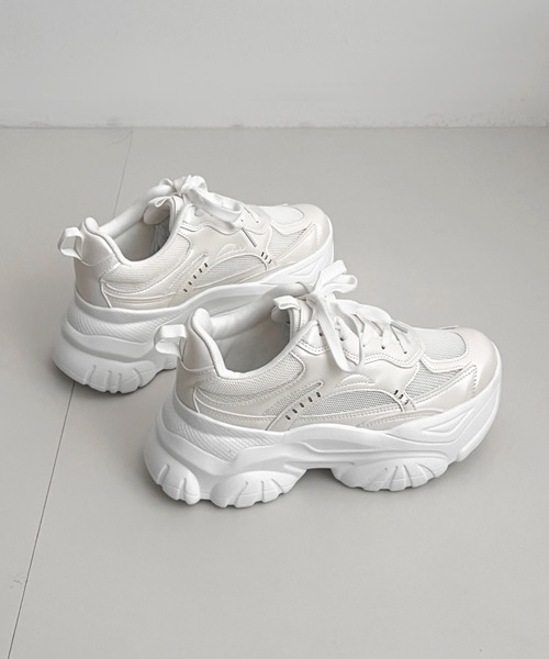 Shoes in Closet(シューズインクローゼット)の「軽量厚底 ボリューム デザインソール メッシュ スニーカー 2927(スニーカー・レディース・ホワイト/ブラック×ブラック/グレー・LL/S/M/L)」の12枚目の写真