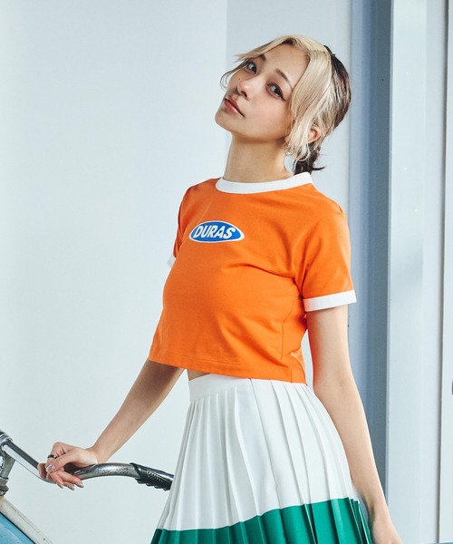 DURAS（デュラス）の「雑誌掲載｜クロップリンガーTシャツ（Tシャツ/カットソー・レディース・ブラック/ライム/オレンジ・MEDIUM/SMALL）」の4枚目の写真