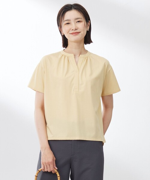 J.PRESS(ジェイプレス)の「【洗える・接触冷感】プレーティングジャージー バンドカラー カットソー(Tシャツ/カットソー・レディース・ホワイト系/スカイブルー系/ベージュ系/オレンジ系/ブラック系・LARGE/MEDIUM)」の5枚目の写真