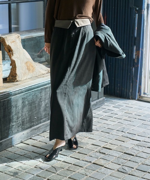 marjour（マージュール）の「WAIST TURNBACK SKIRT（スカート・レディース・ブラック・M/TALL）」の14枚目の写真