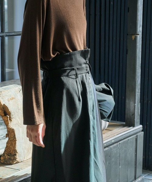 marjour（マージュール）の「WAIST TURNBACK SKIRT（スカート・レディース・ブラック・M/TALL）」の9枚目の写真