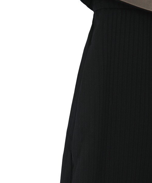 marjour（マージュール）の「WAIST TURNBACK SKIRT（スカート・レディース・ブラック・M/TALL）」の6枚目の写真