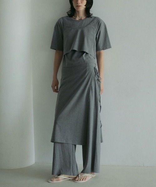 anuke(アンヌーク)の「anuke Layered Cut T-shirts 62510623(Tシャツ/カットソー・レディース・ブラック/オフホワイト/チャコールグレー・FREE)」の16枚目の写真