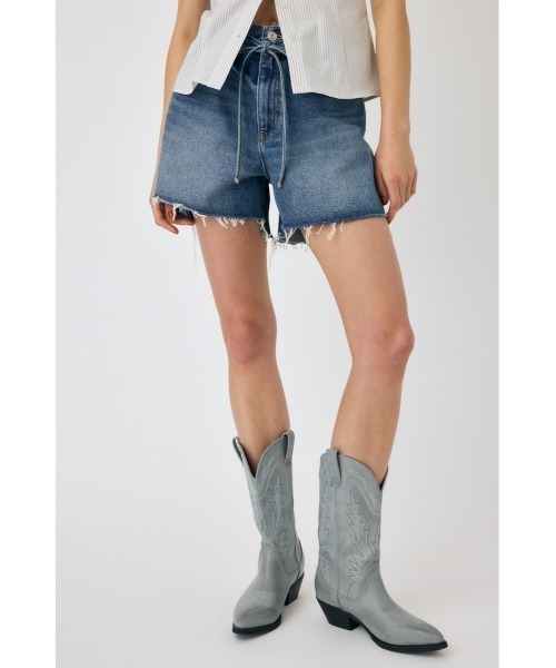 MOUSSY(マウジー)の「WIDE DENIM ショーツ(デニムパンツ・レディース・オフホワイト/ブルー・0/1/2)」の7枚目の写真