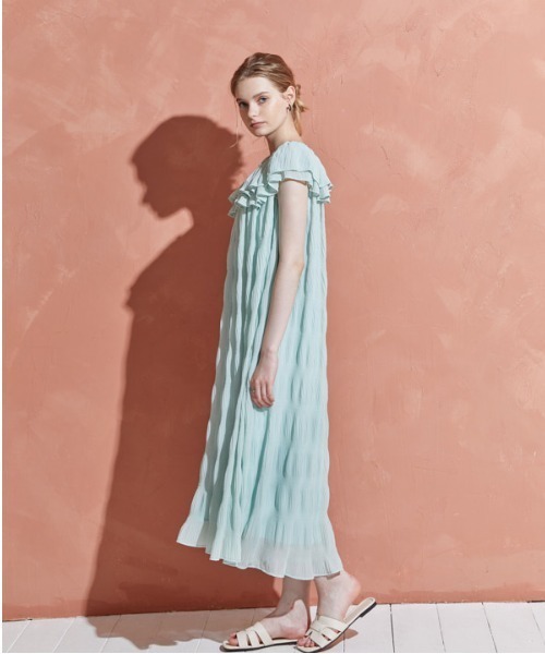 ERADIE(エラディエ)の「Border Pleated Long one-piece ボーダープリーツロングワンピース(ワンピース・レディース・ホワイト/ブラック/ミント/サーモンピンク・FREE)」の20枚目の写真