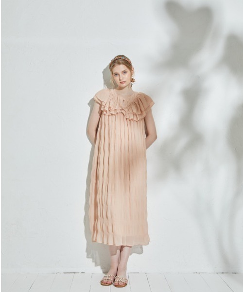 ERADIE(エラディエ)の「Border Pleated Long one-piece ボーダープリーツロングワンピース(ワンピース・レディース・ホワイト/ブラック/ミント/サーモンピンク・FREE)」の12枚目の写真