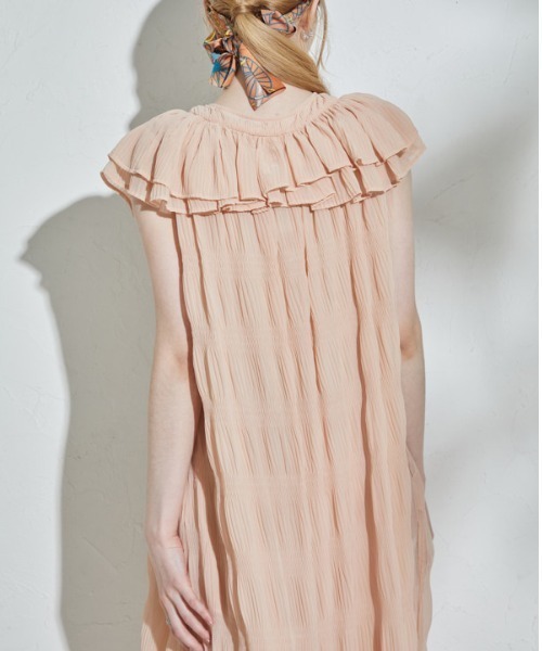 ERADIE(エラディエ)の「Border Pleated Long one-piece ボーダープリーツロングワンピース(ワンピース・レディース・ホワイト/ブラック/ミント/サーモンピンク・FREE)」の6枚目の写真
