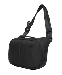 incase（インケース）の「Tracks Sling（ショルダーバッグ）」