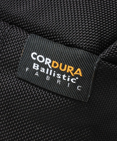 incase（インケース）の「Tracks Sling（ショルダーバッグ・メンズ・ブラック・ONE SIZE）」の11枚目の写真