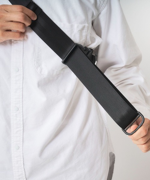 incase（インケース）の「Tracks Sling（ショルダーバッグ・メンズ・ブラック・ONE SIZE）」の17枚目の写真