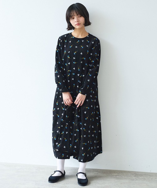 bulle de savon（ビュルデサボン）の「Pe/mizutama プリーツ