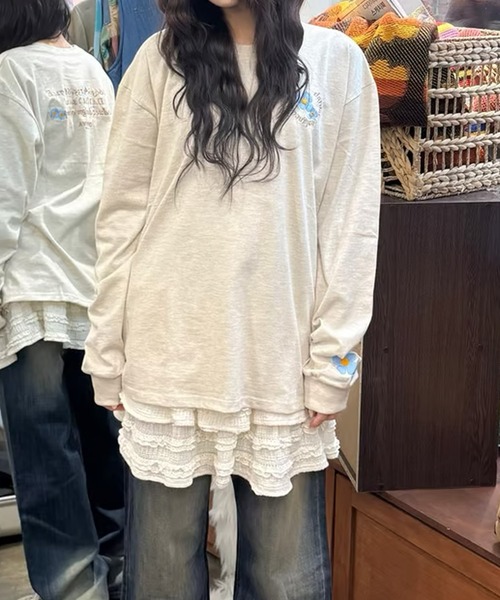 DAYDAY(デイデイ)の「フラワーロゴ L/S Tシャツ(Tシャツ/カットソー・レディース・オートミール/ネイビー・M/L)」の13枚目の写真