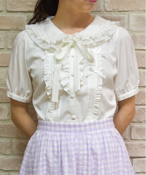 axes femme POETIQUE（アクシーズファムポエティック）の「リボンフリル半袖ブラウス（シャツ/ブラウス・レディース・ホワイト/キナリ/モカ・MEDIUM）」の4枚目の写真