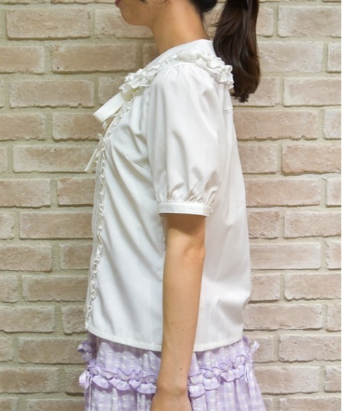 axes femme POETIQUE（アクシーズファムポエティック）の「リボンフリル半袖ブラウス（シャツ/ブラウス・レディース・ホワイト/キナリ/モカ・MEDIUM）」の5枚目の写真