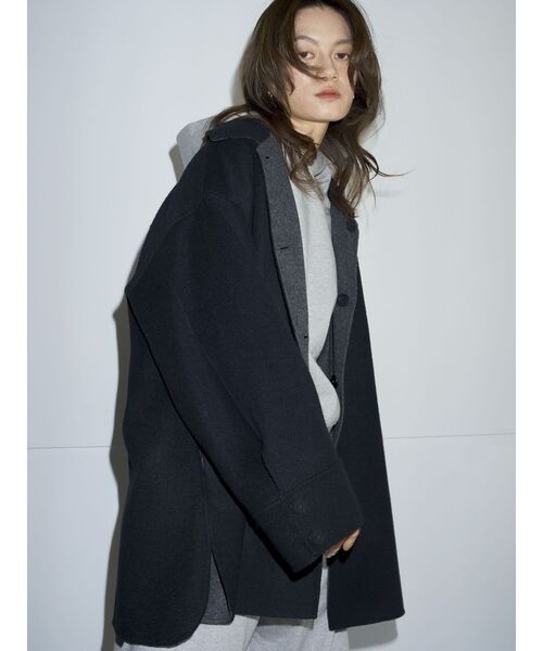 Htage(テージ)の「【Htage】リバーシブルビッグシルエットリバーコート(その他アウター・レディース・ブラック/ライトグレー・FREE)」の6枚目の写真