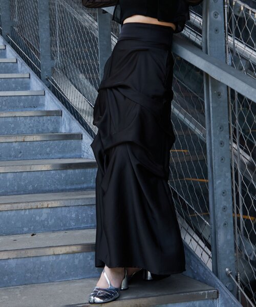 Mavie..7(メヴィセットゥ)の「【Mavie..7】後ろレースアップサテンタックスカート(スカート・レディース・ブラック・MEDIUM/SMALL)」の10枚目の写真