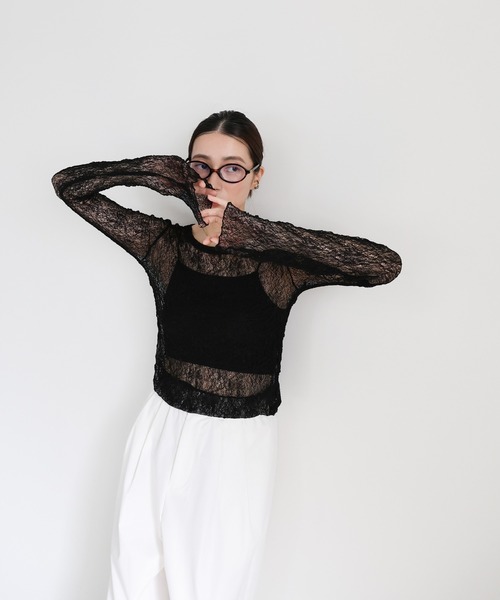 select MOCA（セレクトモカ）の「ストレッチレースクルーネックトップス（シャツ/ブラウス・レディース・ブラック/オフホワイト/グレイッシュベージュ・FREE）」の14枚目の写真