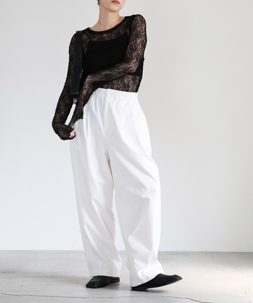 select MOCA（セレクトモカ）の「ストレッチレースクルーネックトップス（シャツ/ブラウス・レディース・ブラック/オフホワイト/グレイッシュベージュ・FREE）」の10枚目の写真