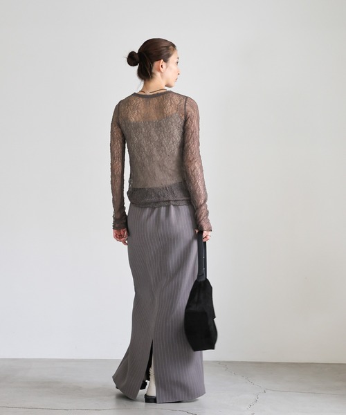 select MOCA（セレクトモカ）の「ストレッチレースクルーネックトップス（シャツ/ブラウス・レディース・ブラック/オフホワイト/グレイッシュベージュ・FREE）」の19枚目の写真